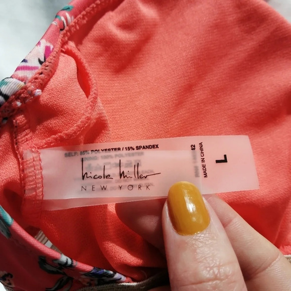 Nicole Miller Coral Pink Floral  Halter Bikini Top with Mesh Metallic Band Large - Picture 13 of 16